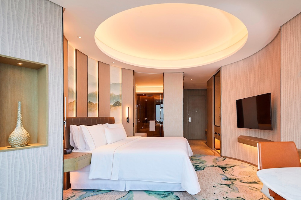 Room, King Bed, Park View, Westin Wenzhou 4/6