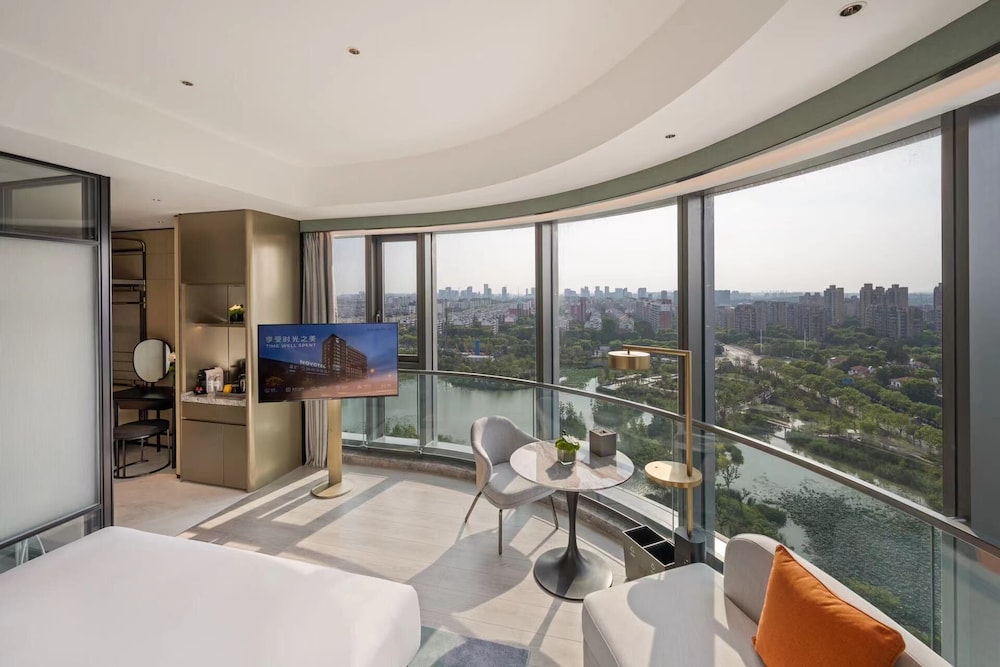 Novotel Shanghai Wanyuan 20/50