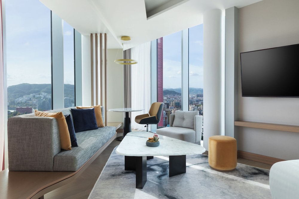 Tirana Marriott 21/50