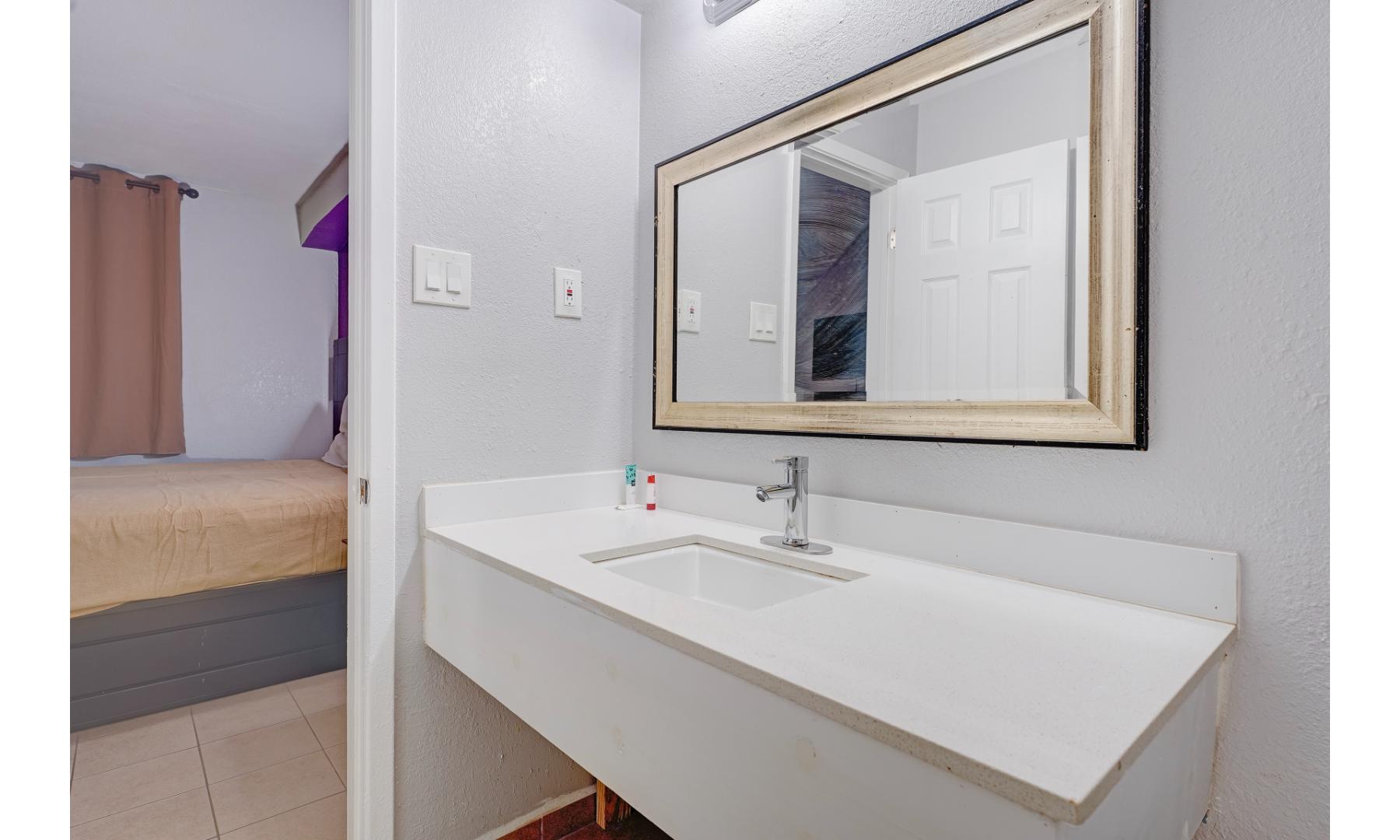 OYO Memphis Extended Stay 27/30