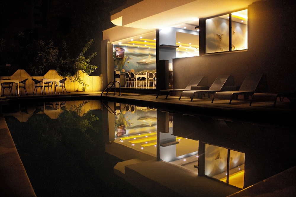 Livane Apart Hotel 24/50
