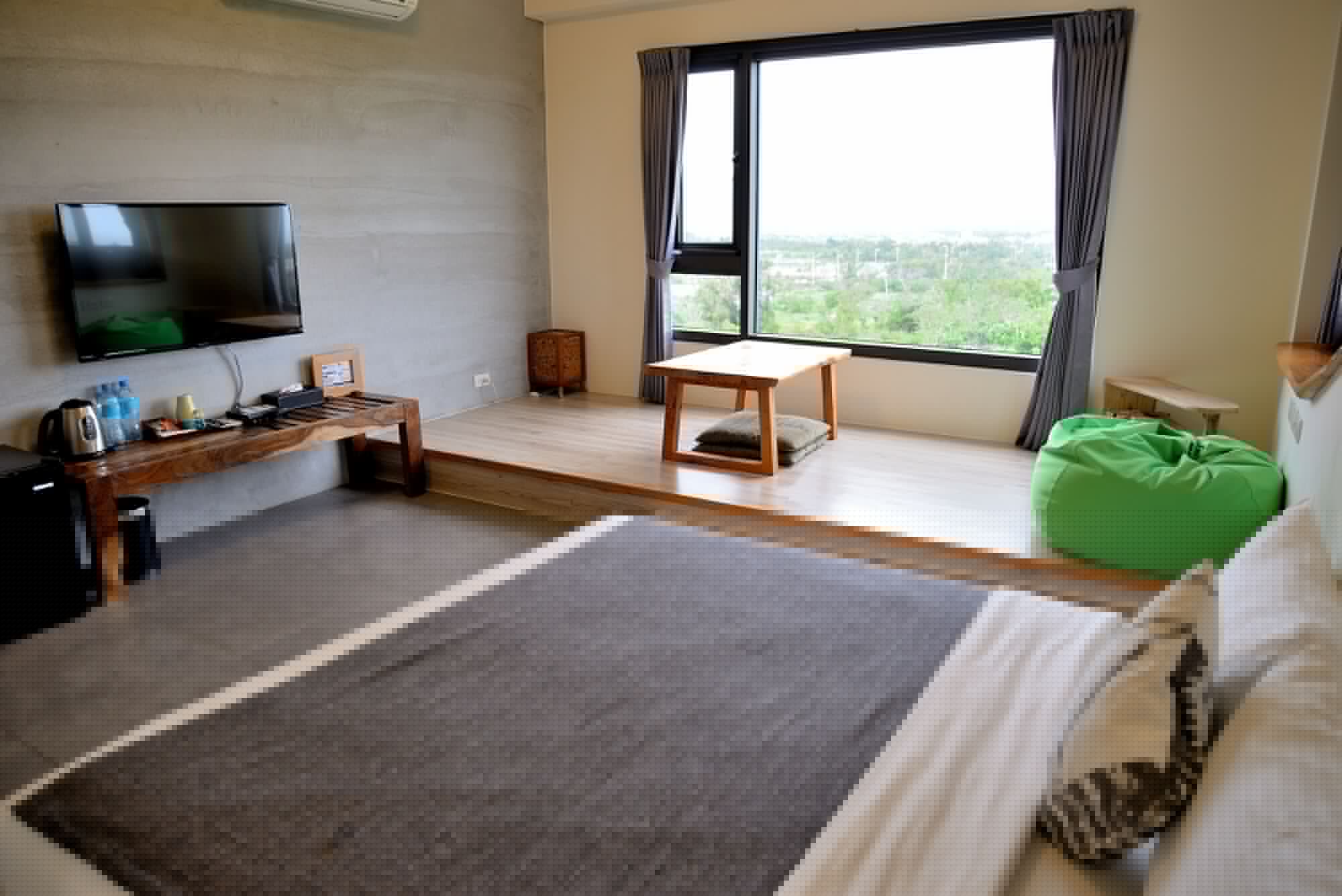 DELUXE, DOUBLE BED, SEA VIEW