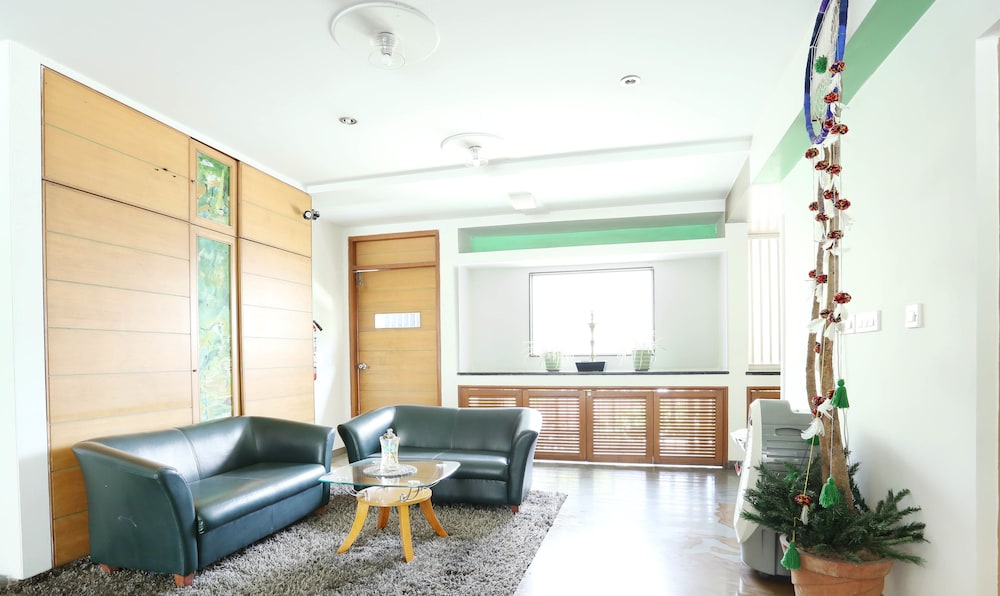 Treebo Trend Edha Suites 33/54
