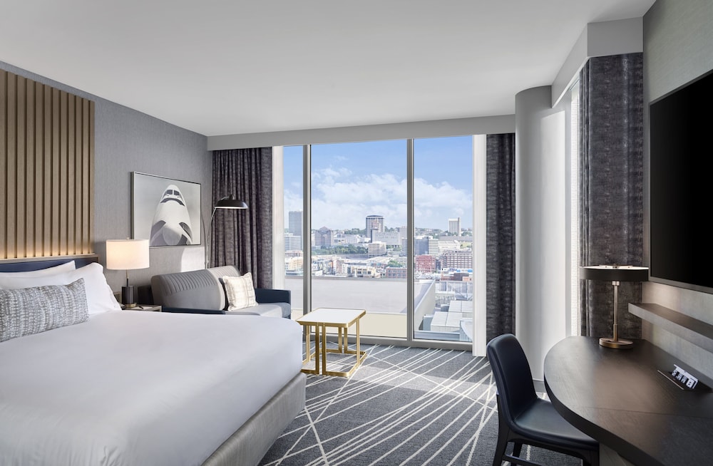 Loews Kansas City Hotel 26/78