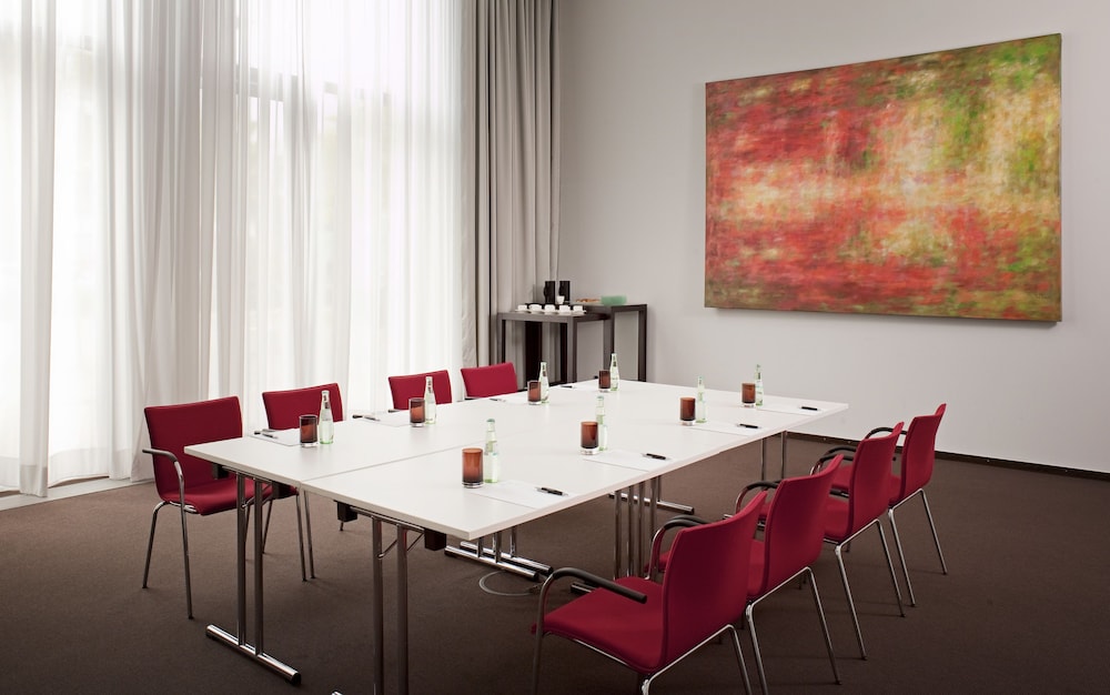 Innside By Melia Dusseldorf Derendorf 63/75