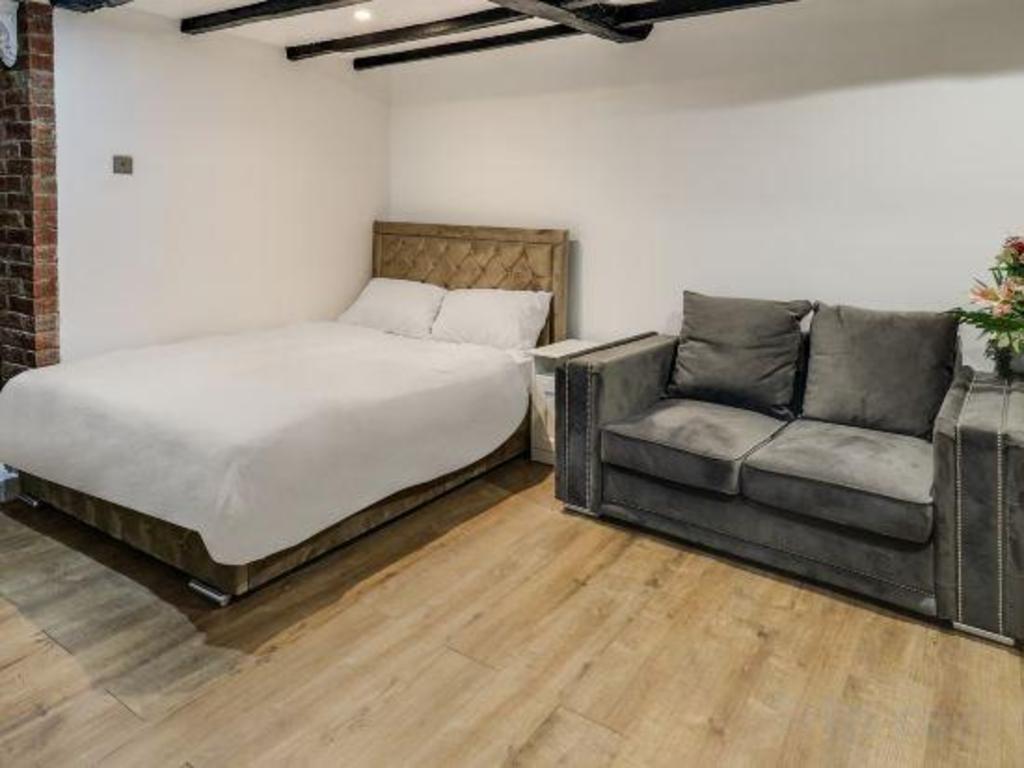 OYO Tudor Oaks Lodge Stevenage North 19/29