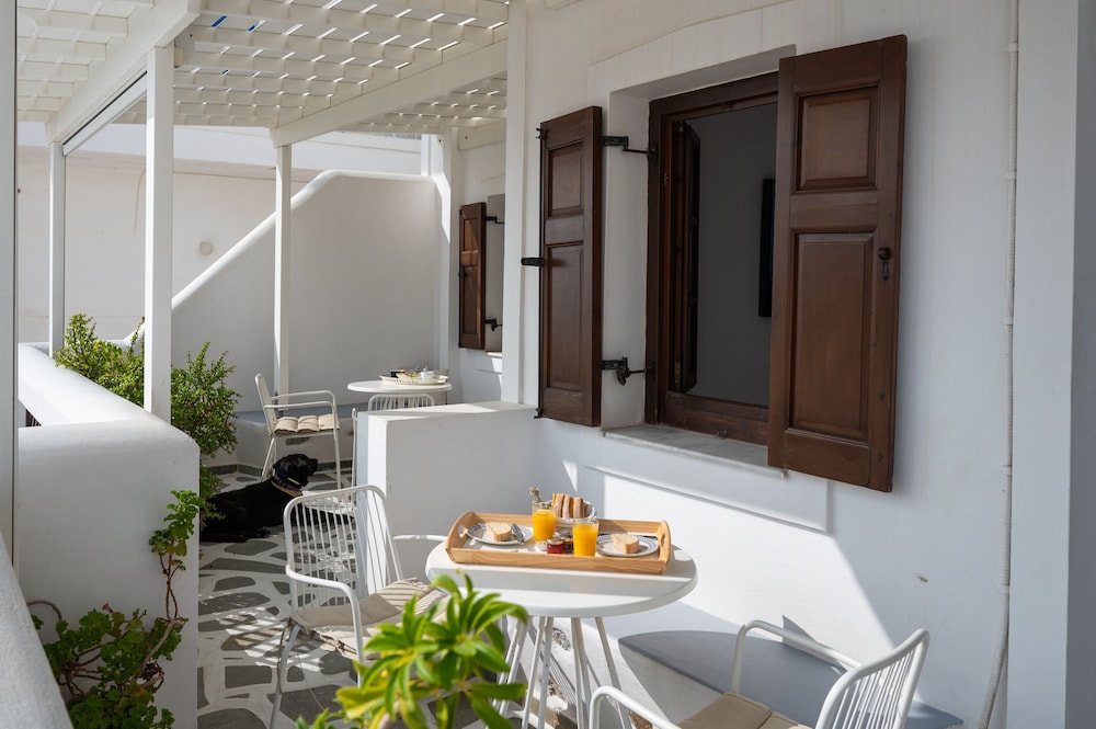 Kallichoron Art Boutique Hotel 62/73