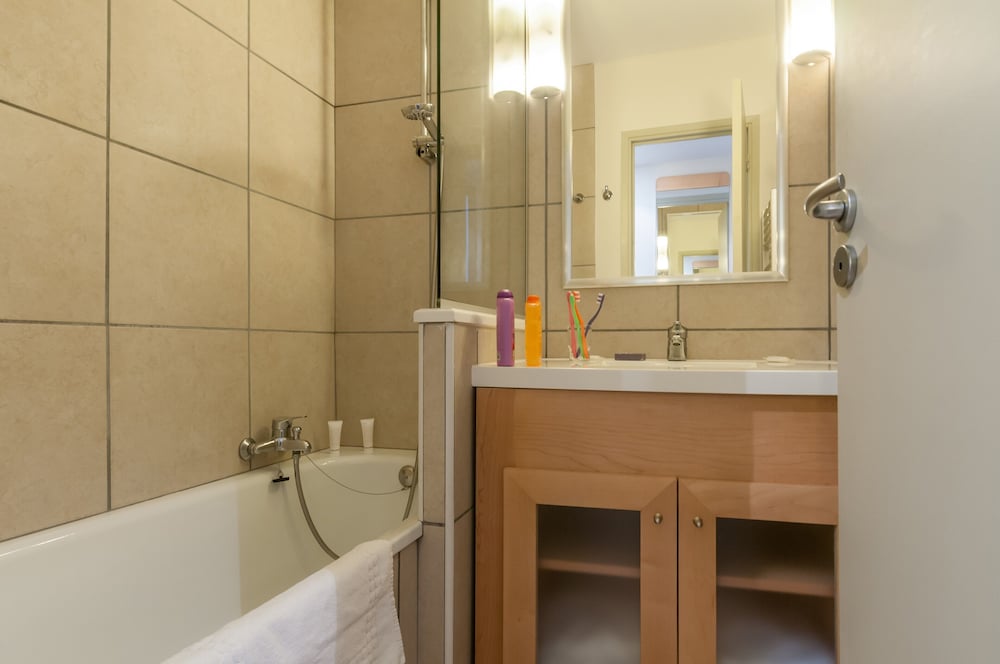 RESIDENCE PIERRE AND VACANCES LA FORET 48/50