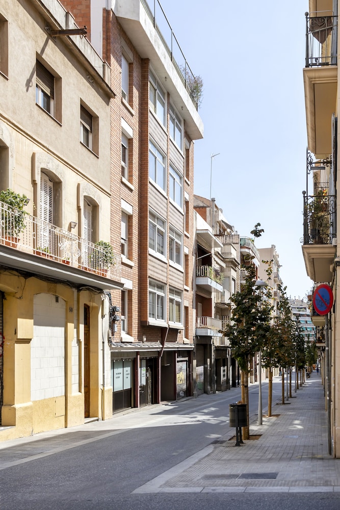 APARTMENTS SATA SAGRADA FAMILIA AREA 41/51