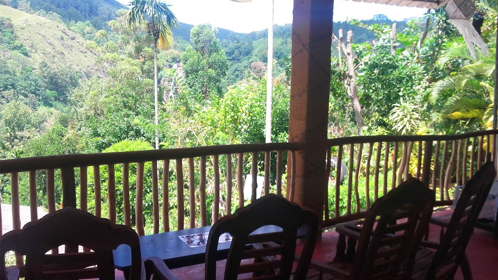 Paraiso Guest House 24/47