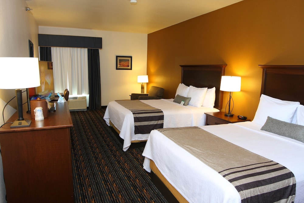 Best Western Plus Casper Inn & Suites 9/33
