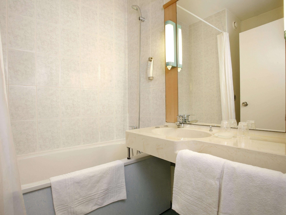 Ibis Beziers Est Mediterranee 16/73