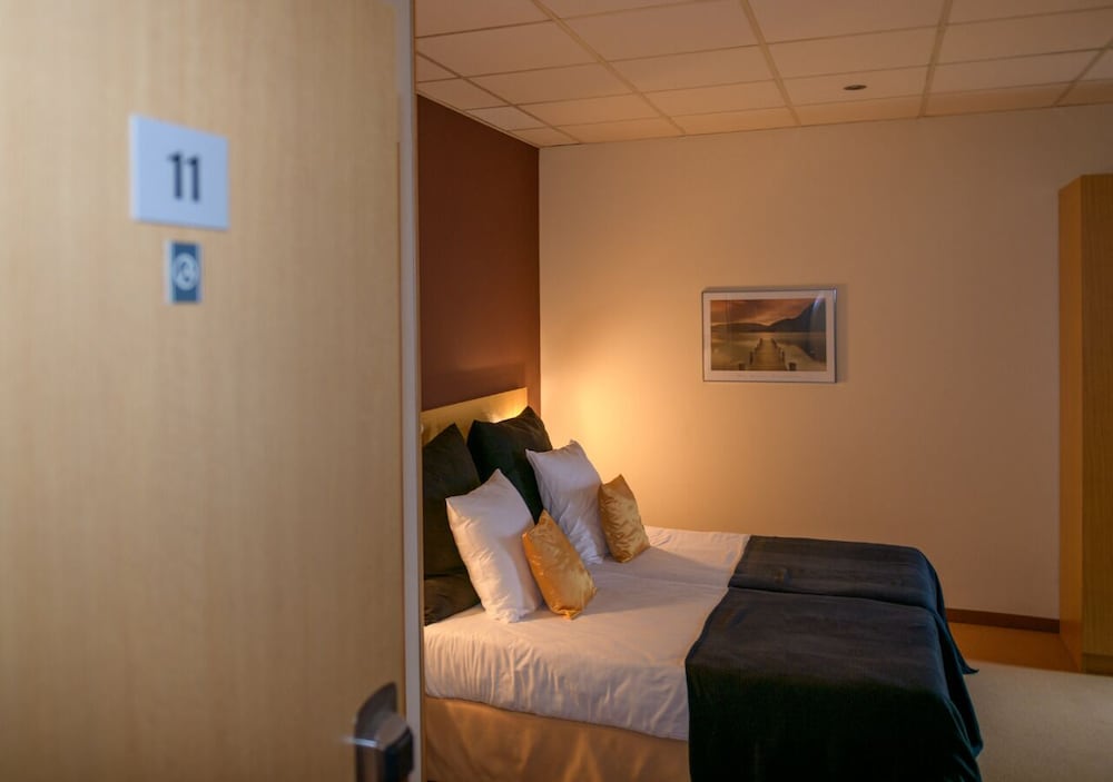 BEST WESTERN AXIS HOTEL 16/53