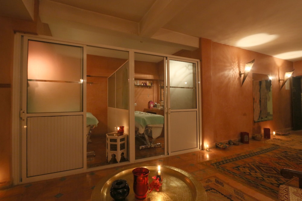 Hotel Tafoukt 38/71