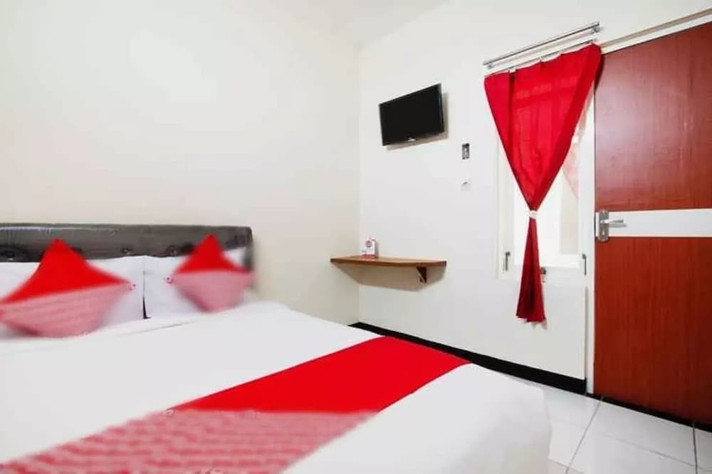 OYO 3350 Cozy Residence Syariah 6/17