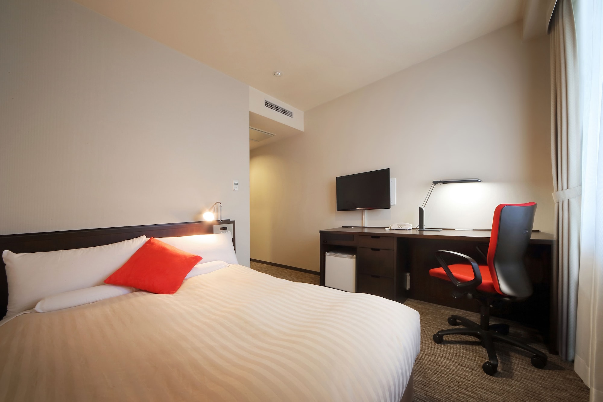 Semi Room, Double Bed