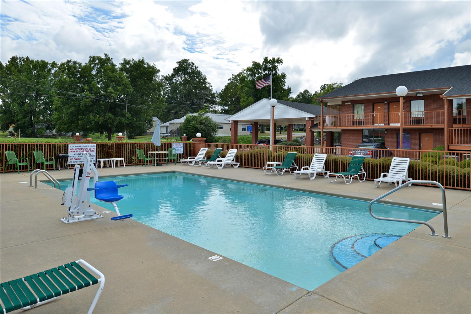 Americas Best Value Inn & Suites Sheridan 18/18
