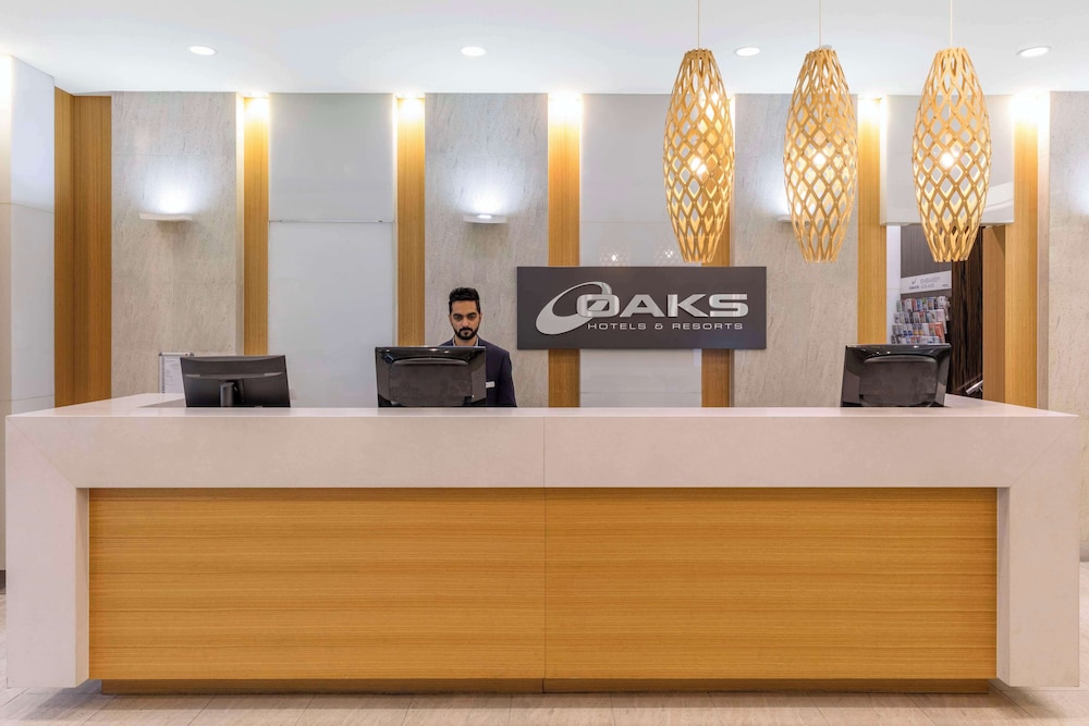 Oaks Embassy Adelaide Suites 10/64