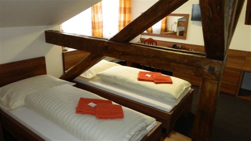 Hotel Maria 13/50