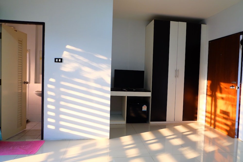 Golden Place Guesthouse 13/18