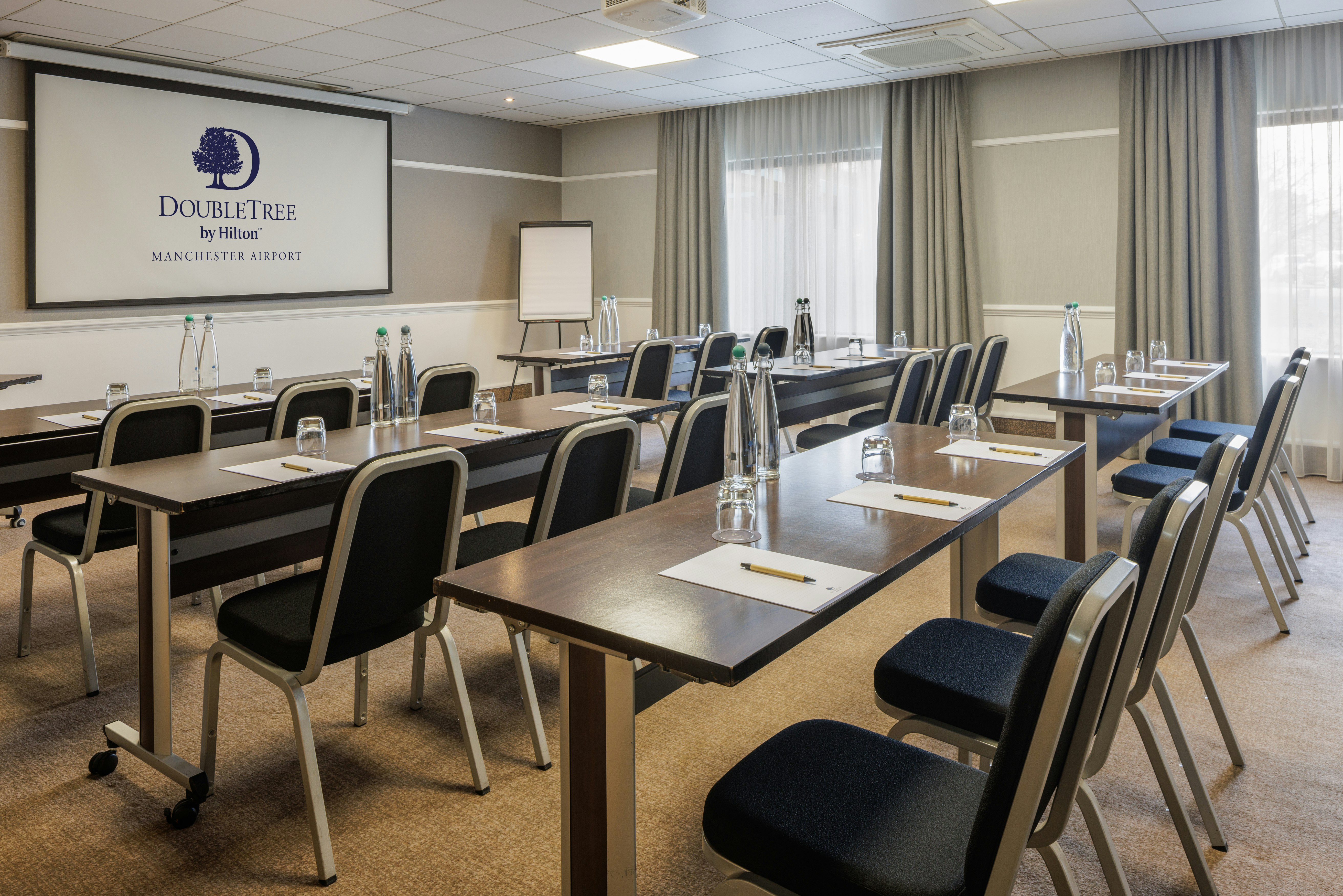 Doubletree by Hilton Manchester Airport 54/62