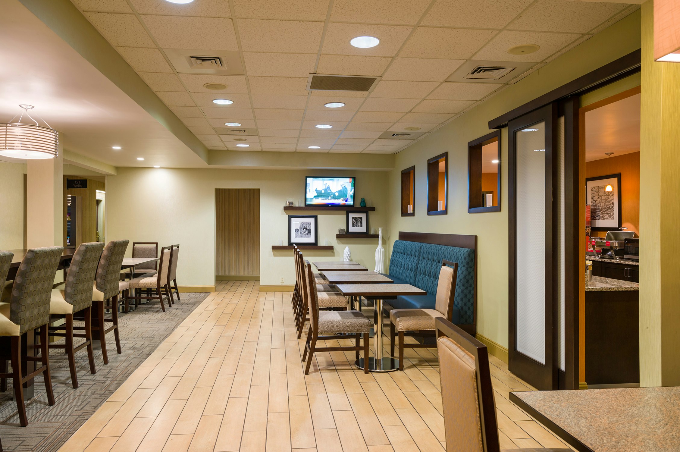 Hampton Inn Danville, PA 33/49