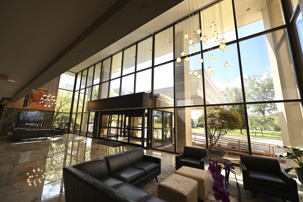 The Hotel Ml 41/57