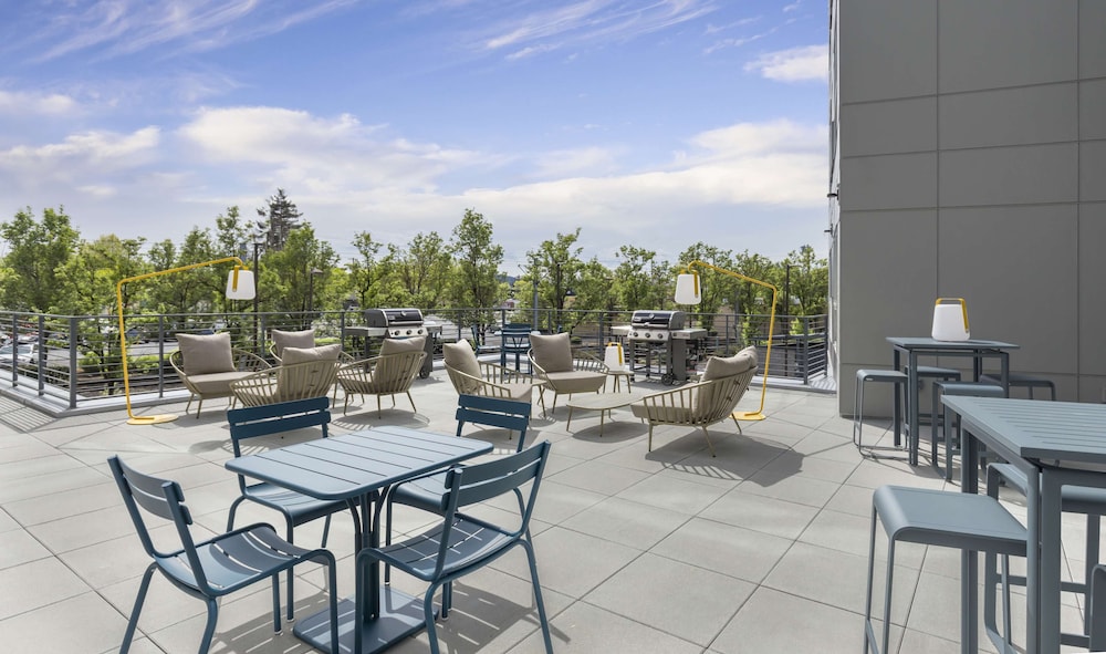 Hyatt House Portland Beaverton 30/39