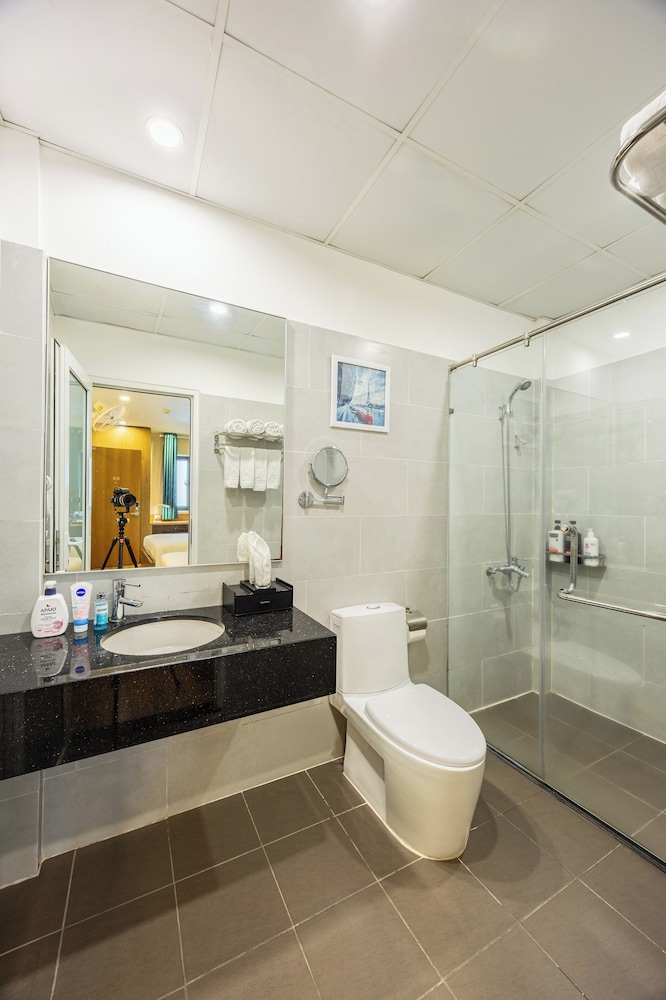 A25 Hotel - 142 Bui Thi Xuan 59/63