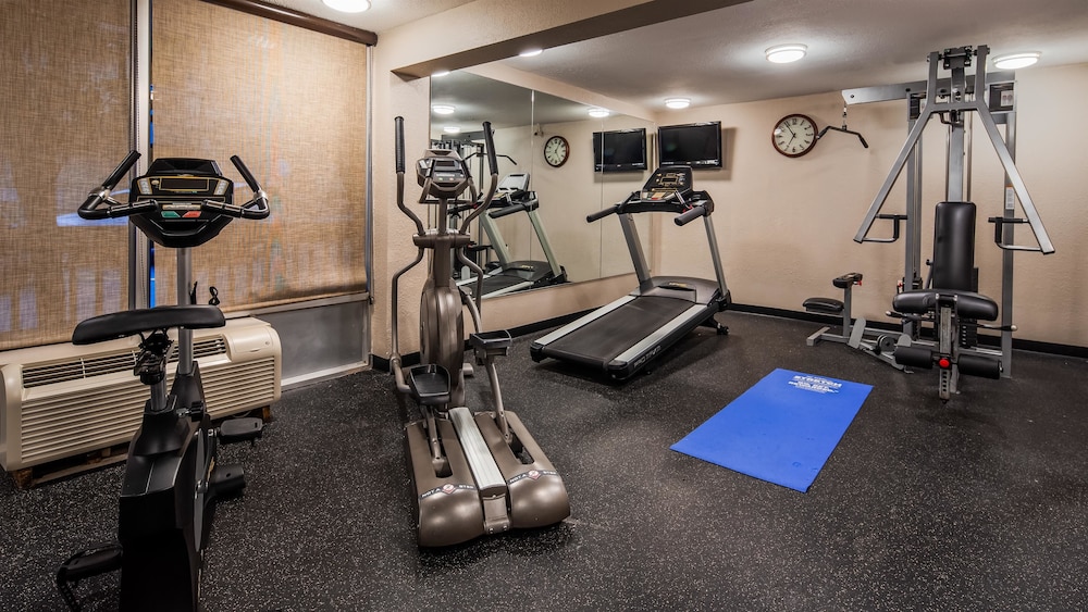 Best Western Plus Landing View Inn & Suites 26/51