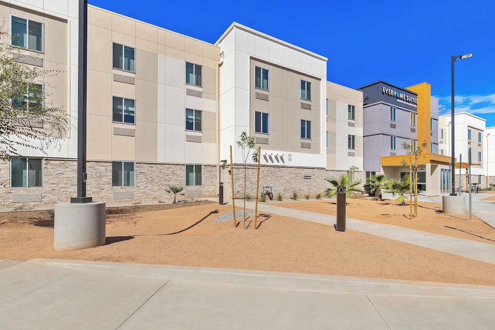 Everhome Suites San Bernardino - Loma Linda 54/59