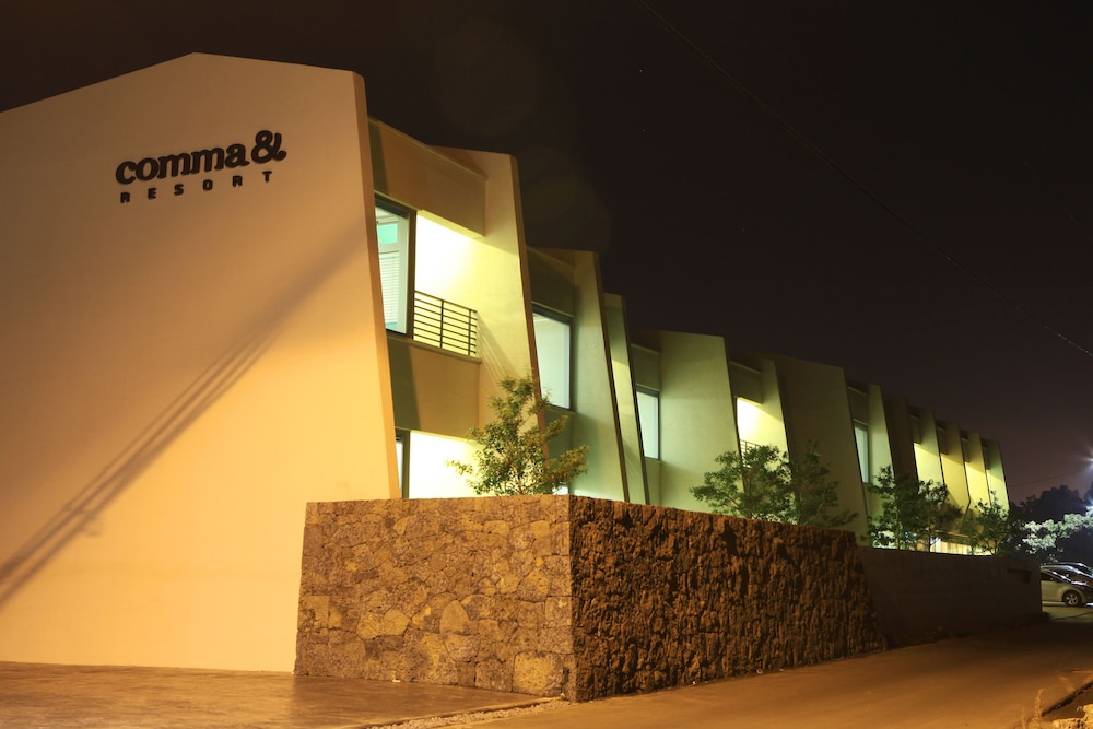 Comma Resort 5/41