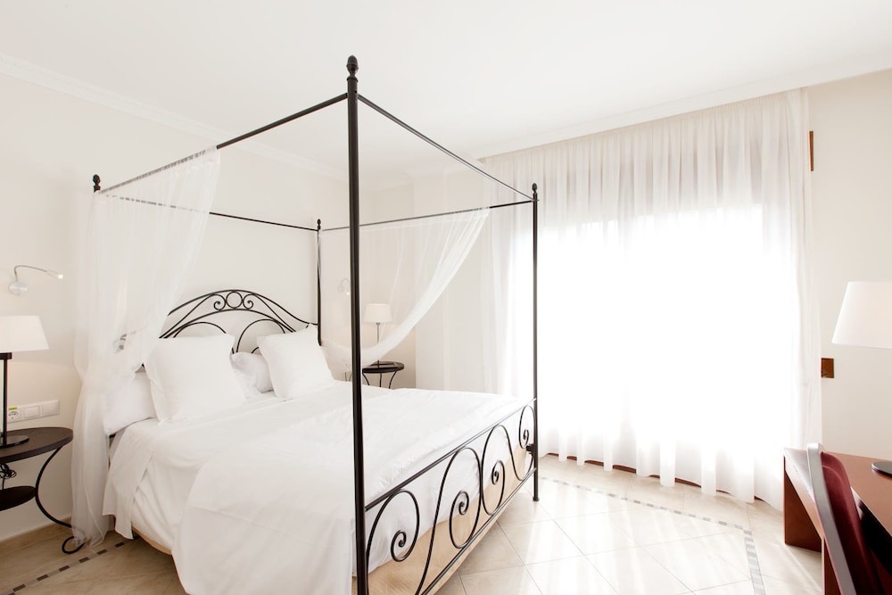 HOTEL CON ENCANTO PALAU VERD 3***SUP 17/39
