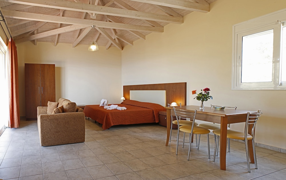 Asteris Hotel 43/61