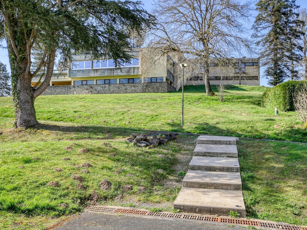 Residence Vacanceole Le Domaine de Confolant 46/62