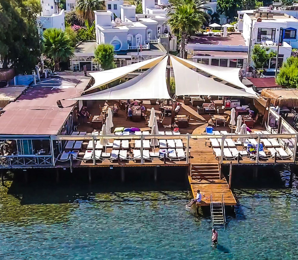 Art Suites Hotel Bodrum 1/28