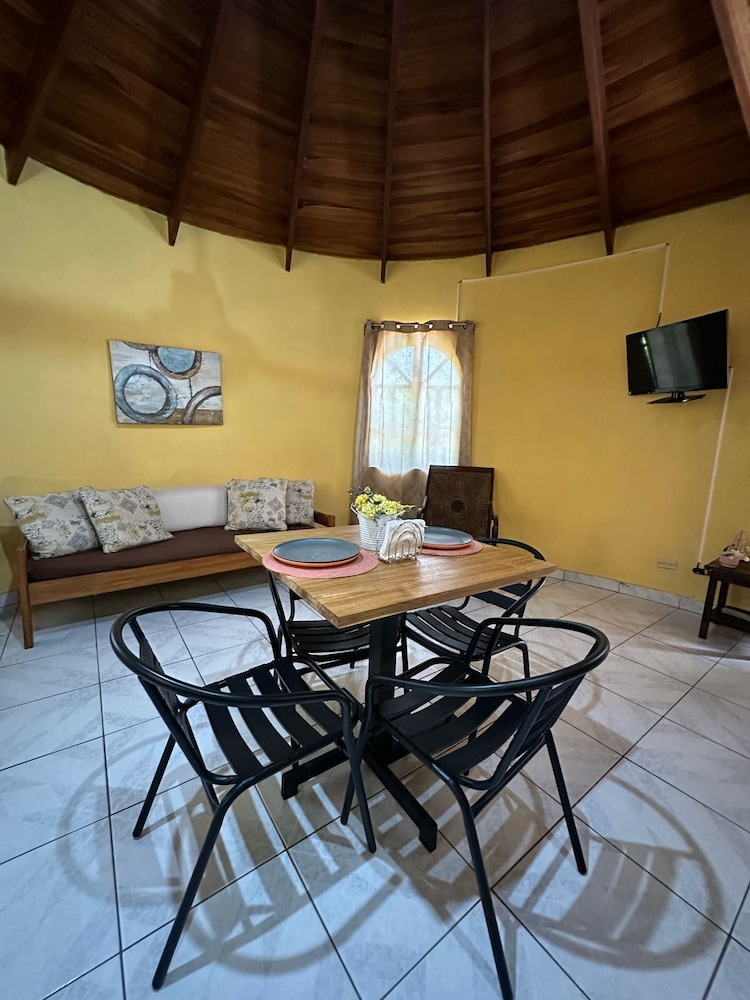 Hotel Colibri 6/50