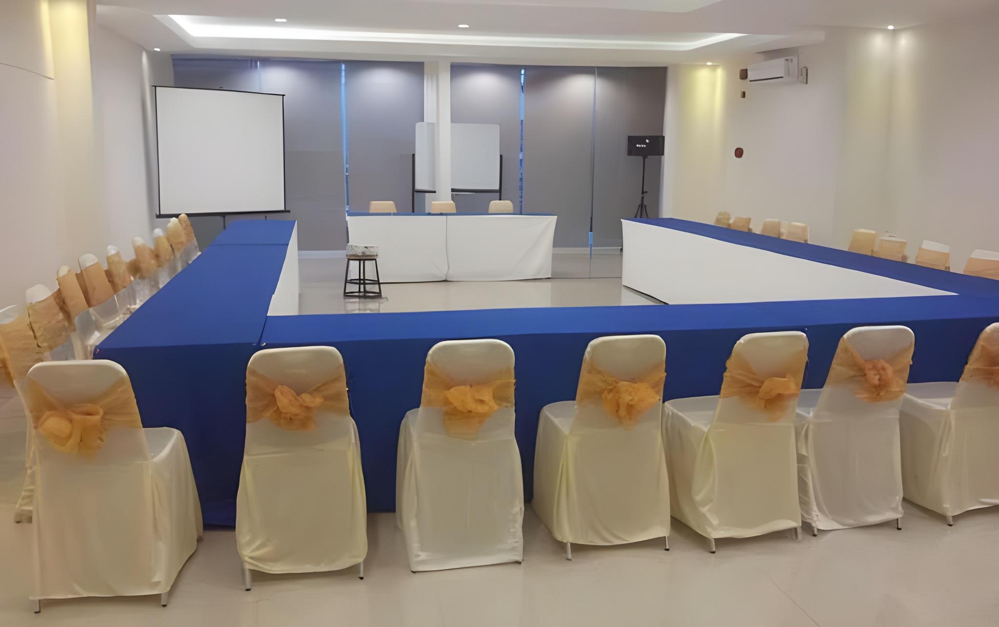 Bliss Soetta Hotel Semarang 22/29