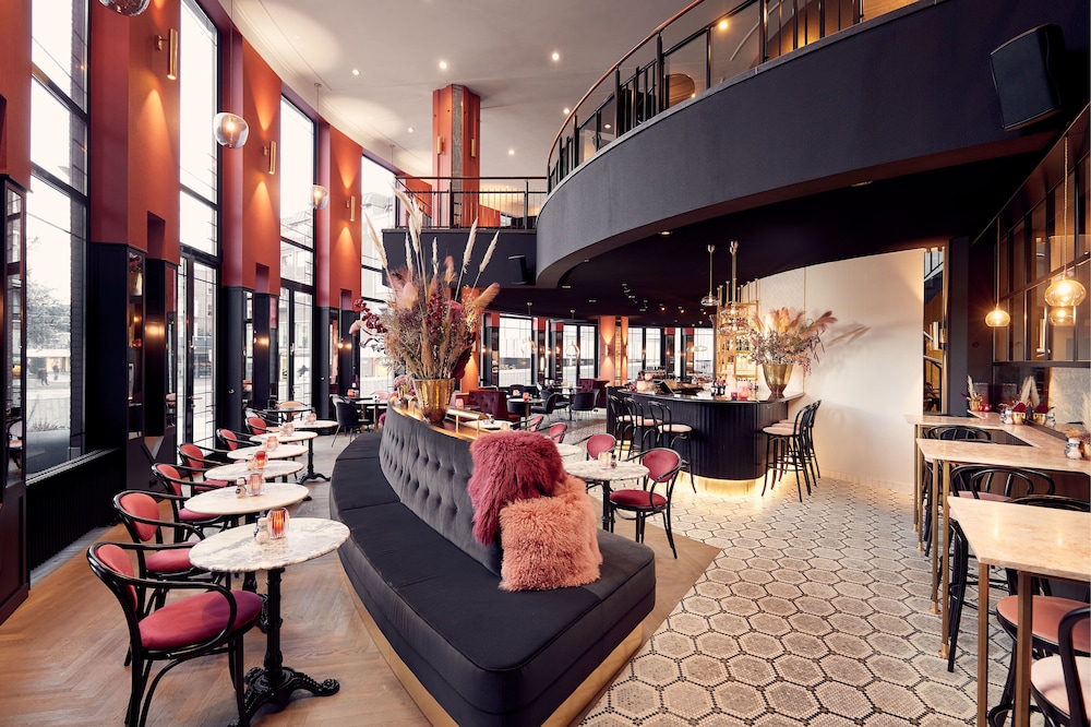 Theaterhotel de Oranjerie 41/61