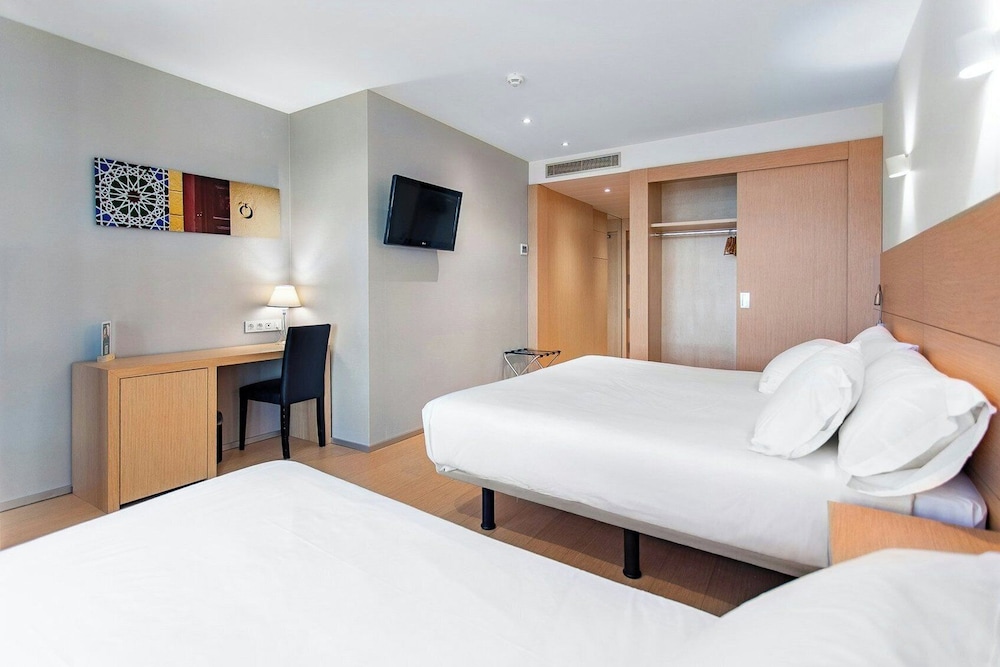 غرفة ثلاثية بثلاثة أسرّة، Sercotel Hola Tafalla 3/10