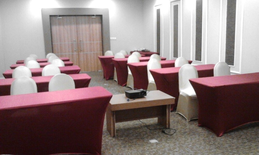 D'Bamboo Suites 47/58