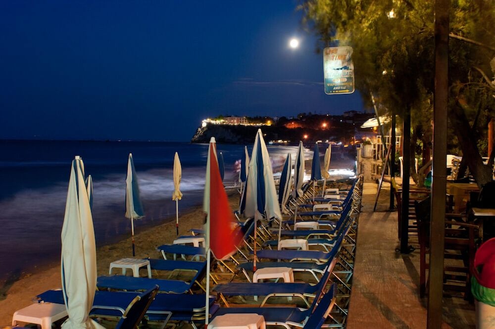 Anetis Beach Hotel 35/50