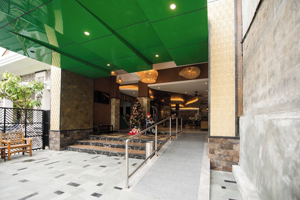 Hotel Sandat Legian 54/62