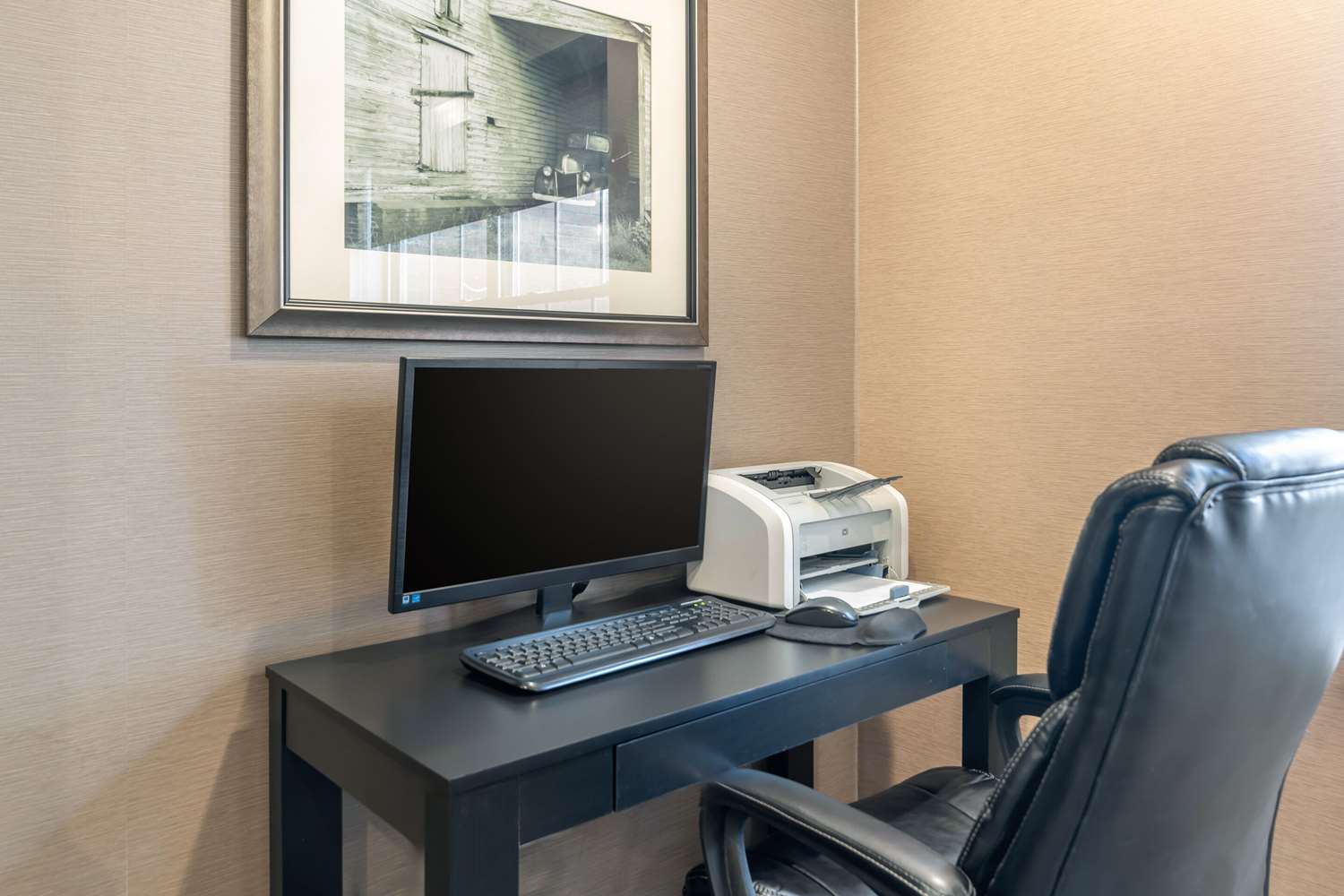 Comfort Inn and Suites Dover-Portsmouth 37/46