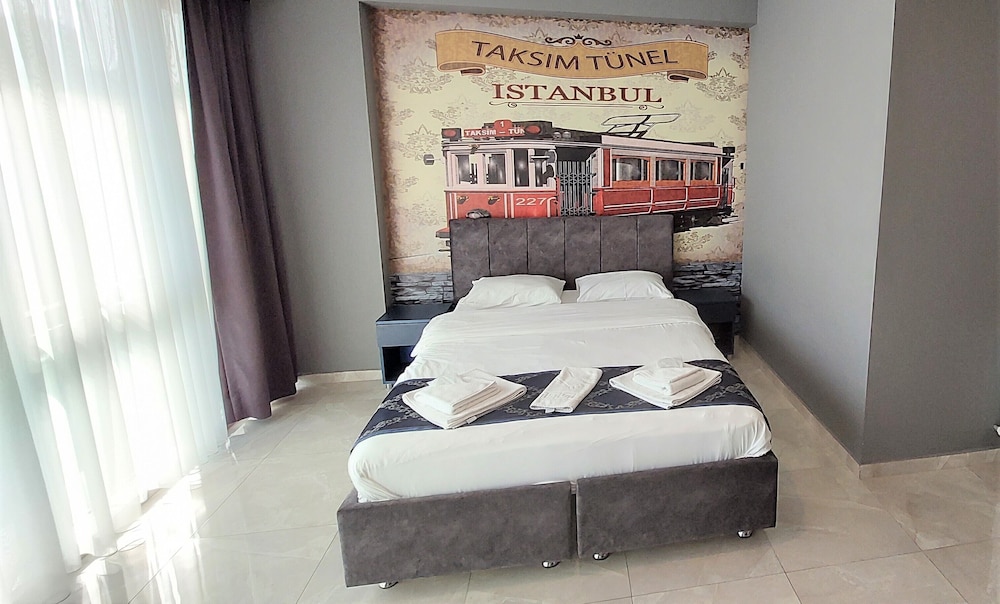 Mini Suite Otel 12/50