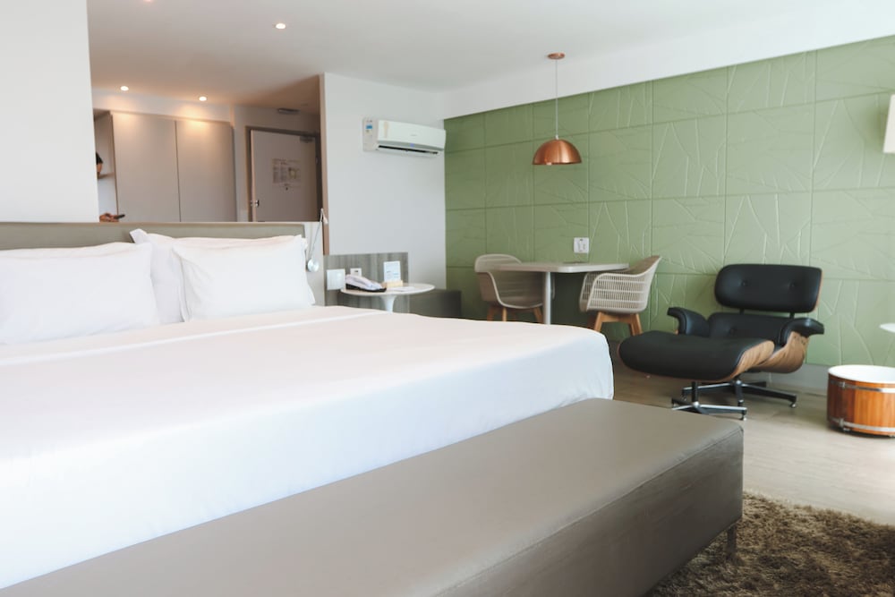 Business King Suite NonSmoking