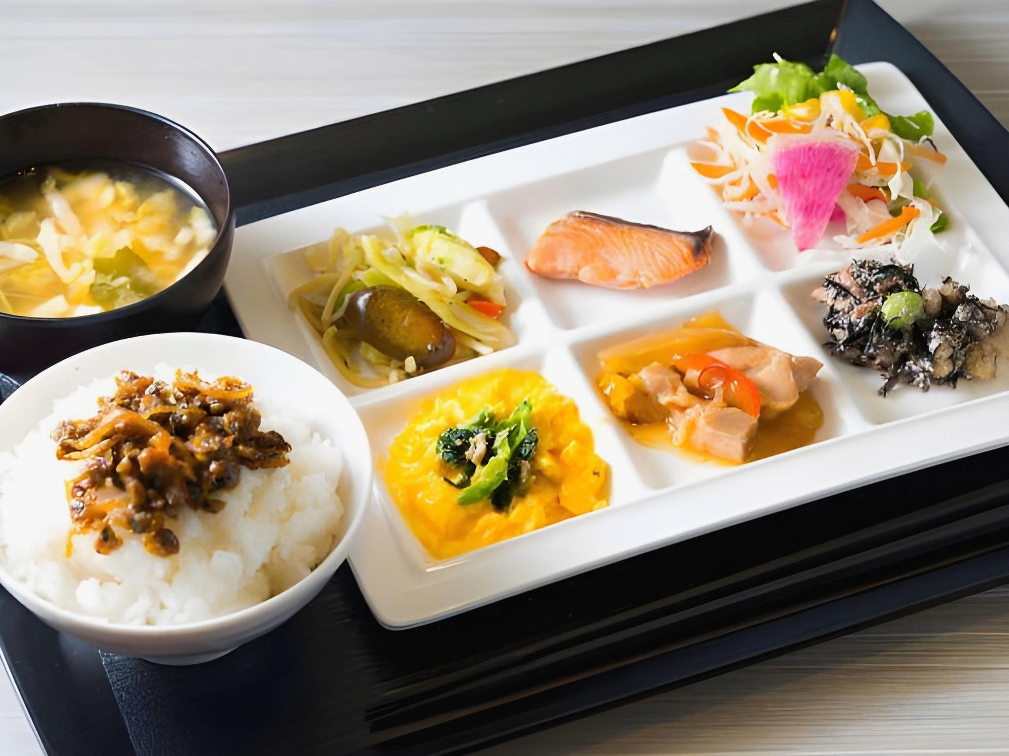 Super Hotel Yokkaichi Ekimae 25/32