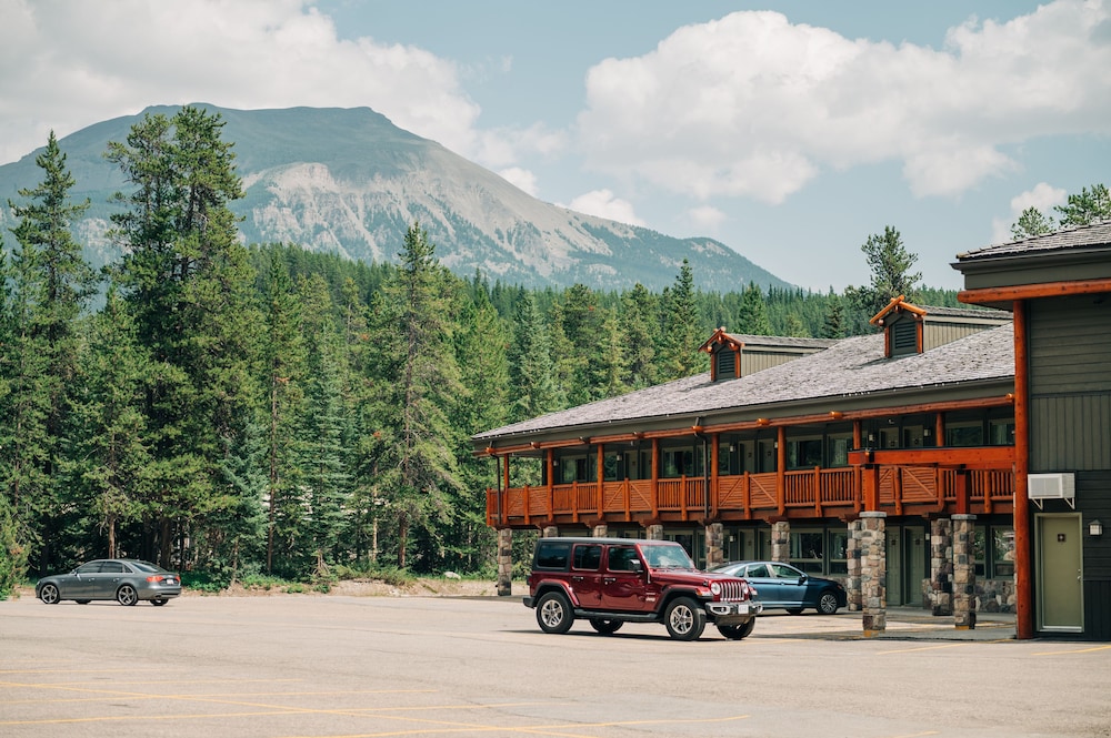 Mountaineer Lodge 7/67