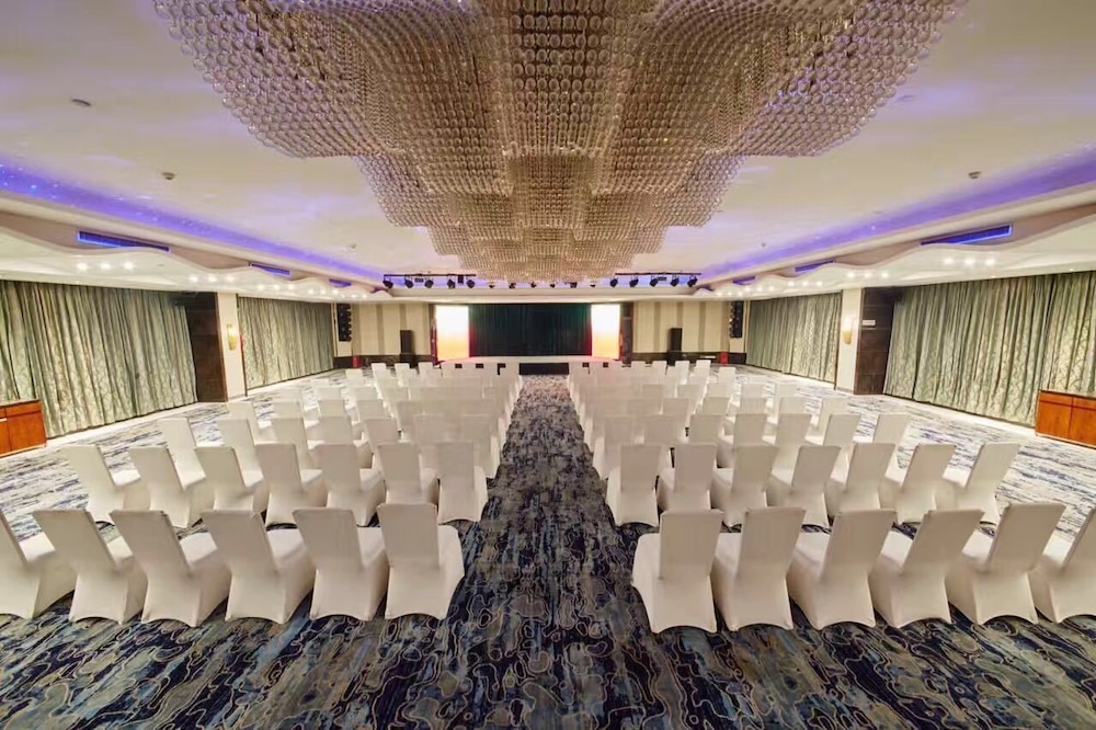 Jurong Shuguang International Hotel 34/41