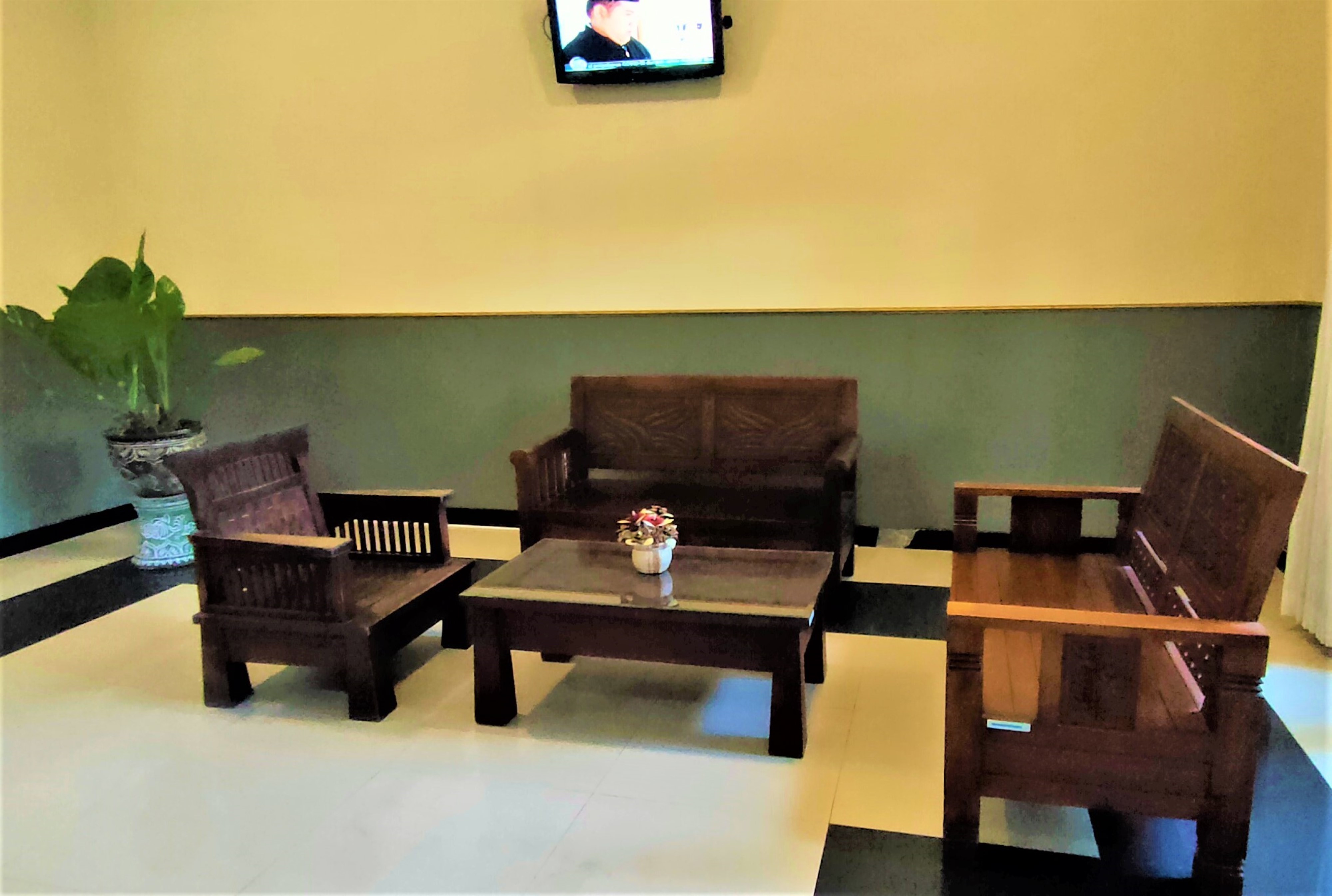 Hotel Savitri Country by ZUZU 25/38